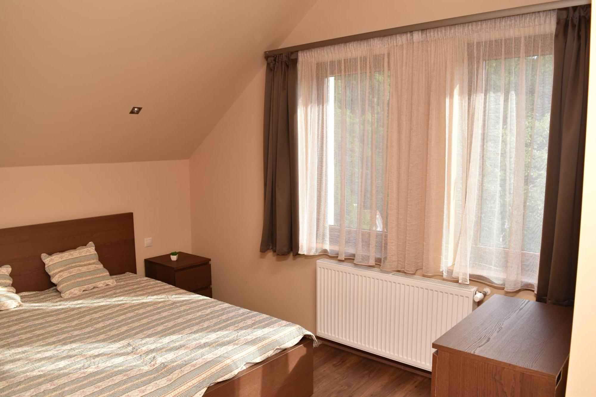 Fenyo Apartman Miskolctapolca エクステリア 写真