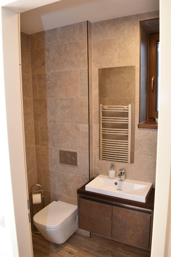 Fenyo Apartman Miskolctapolca エクステリア 写真